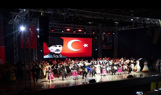 Balçova’da 30 Ağustos Coşkusu Dünyanın Renkleriyle Buluştu