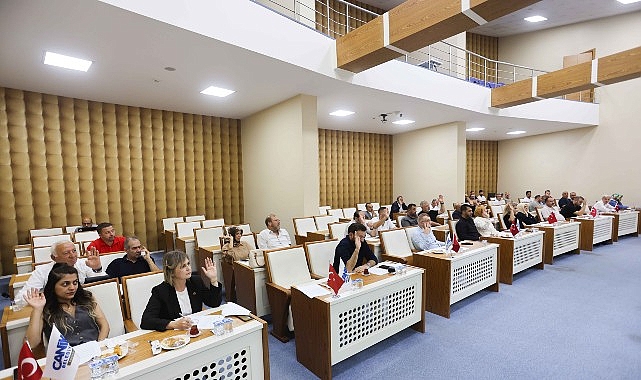 Başkan Sandıkçı: “Canik’imizden üniversiteyi kazanan tüm öğrencilerimize burs desteği sağlıyoruz”